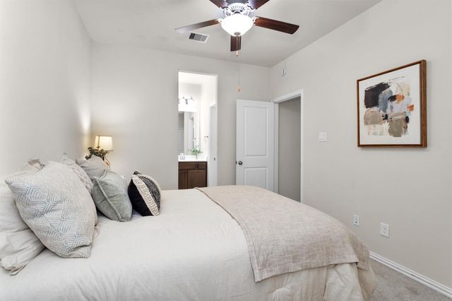 428 Auburn Pines Drive, Montgomery, TX 77316