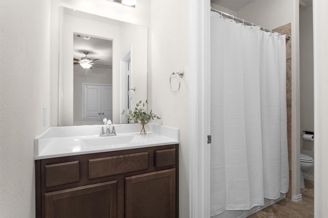 428 Auburn Pines Drive, Montgomery, TX 77316