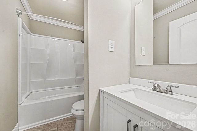 104 W Louisiana Avenue, Bessemer City, NC 28016