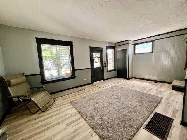 2940 COCHRAN Street, Erie, PA 16508