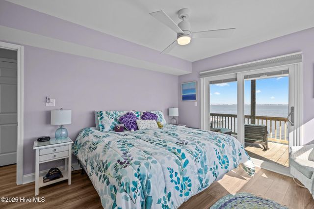 2506 Emerald Drive E, Emerald Isle, NC 28594