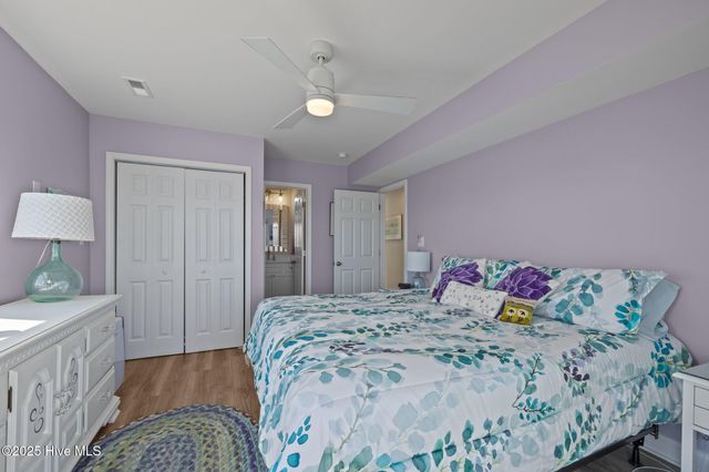 2506 Emerald Drive E, Emerald Isle, NC 28594