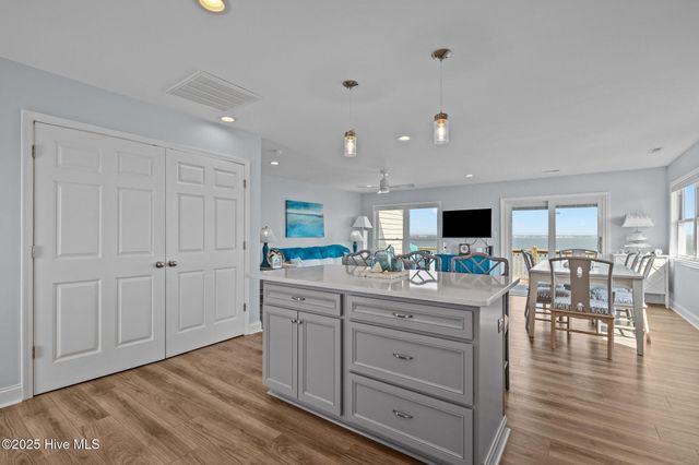 2506 Emerald Drive E, Emerald Isle, NC 28594