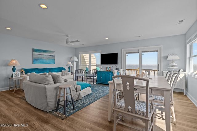 2506 Emerald Drive E, Emerald Isle, NC 28594