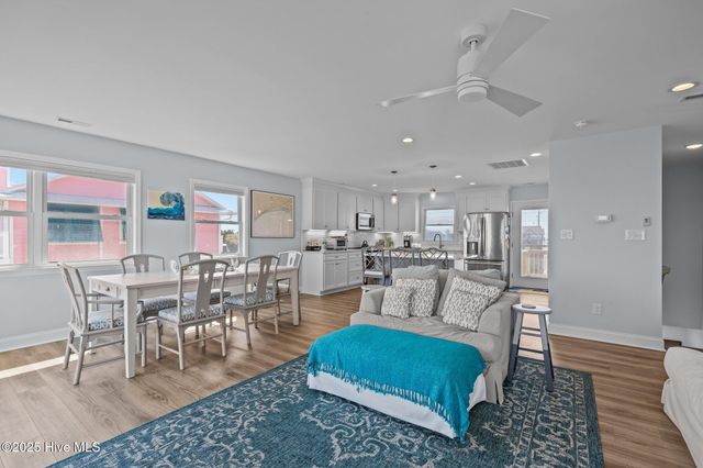 2506 Emerald Drive E, Emerald Isle, NC 28594