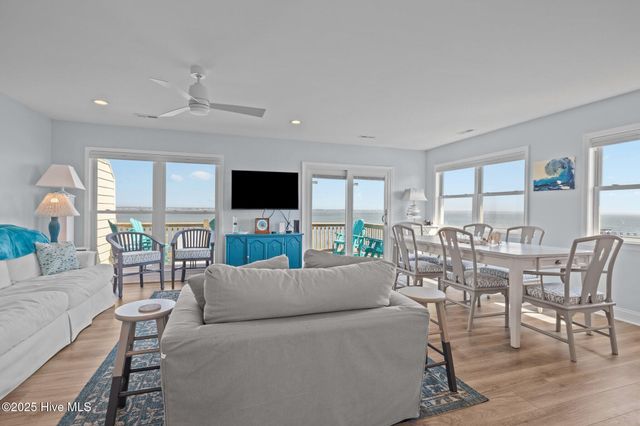 2506 Emerald Drive E, Emerald Isle, NC 28594