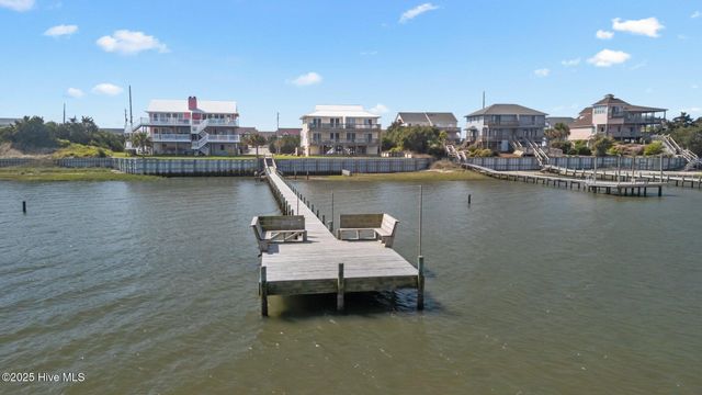 2506 Emerald Drive E, Emerald Isle, NC 28594