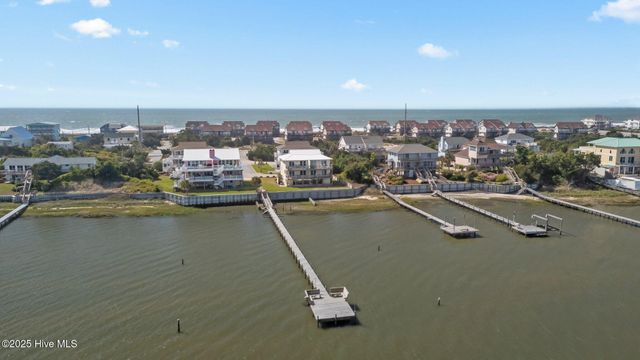 2506 Emerald Drive E, Emerald Isle, NC 28594