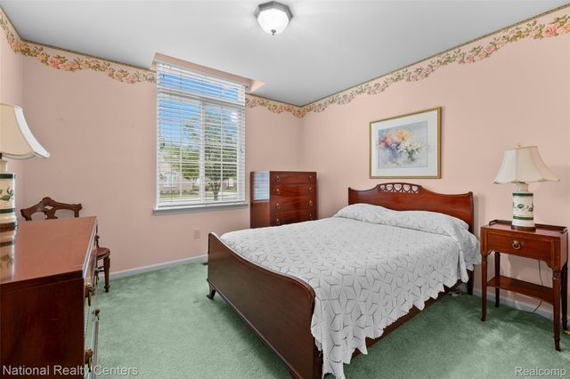 49455 N Glacier Avenue 43, Northville Township, MI 48168