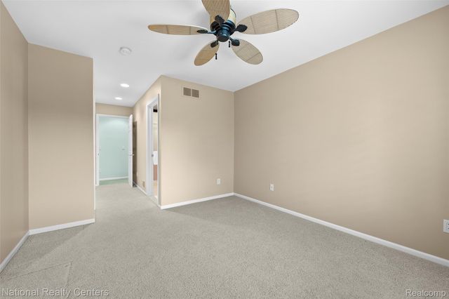 49455 N Glacier Avenue 43, Northville Township, MI 48168