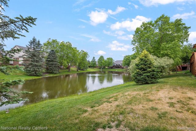 49455 N Glacier Avenue 43, Northville Township, MI 48168