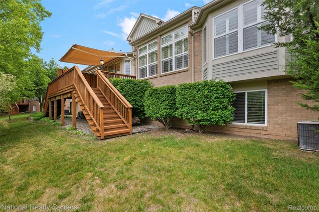49455 N Glacier Avenue 43, Northville Township, MI 48168