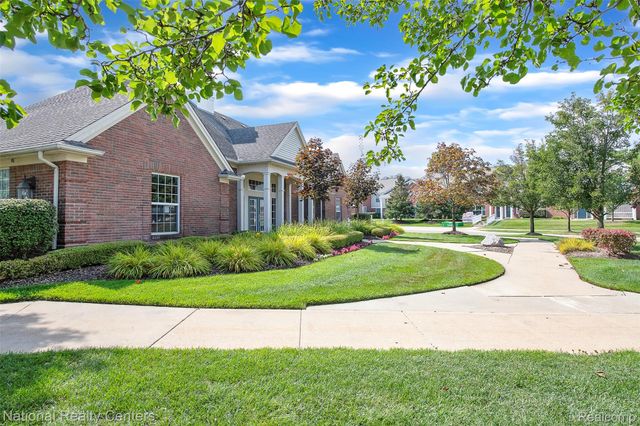 49455 N Glacier Avenue 43, Northville Township, MI 48168