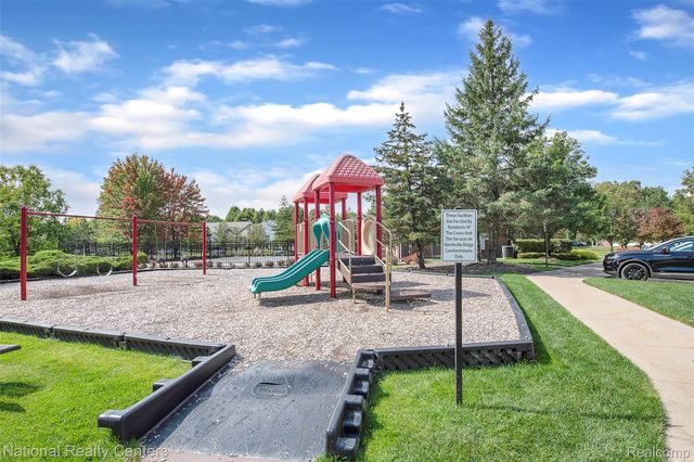 49455 N Glacier Avenue 43, Northville Township, MI 48168