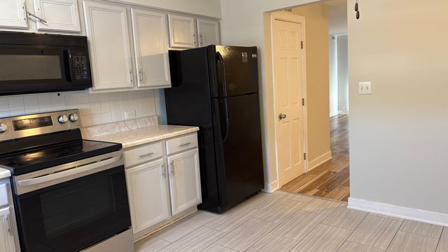 9439 BAY COLONY Drive 3N, Des Plaines, IL 60016