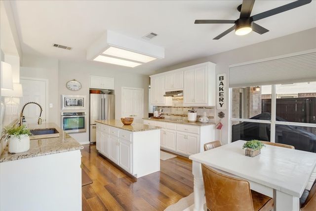 2705 Country Glen Court, Keller, TX 76248