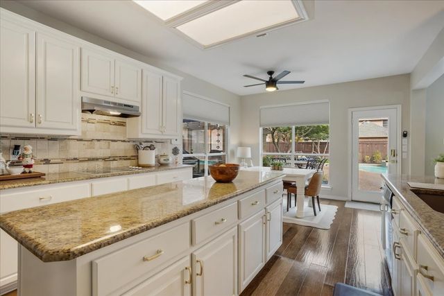 2705 Country Glen Court, Keller, TX 76248