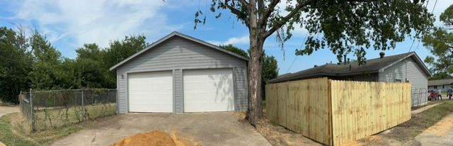 755 W Grubb Drive, Mesquite, TX 75149