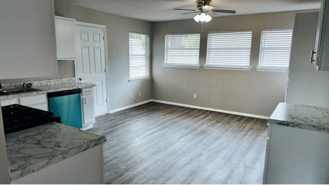 755 W Grubb Drive, Mesquite, TX 75149