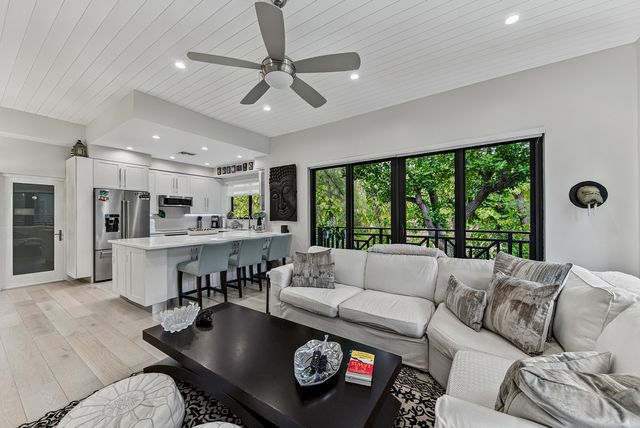 1556 S OCEAN Lane 204, Fort Lauderdale, FL 33316