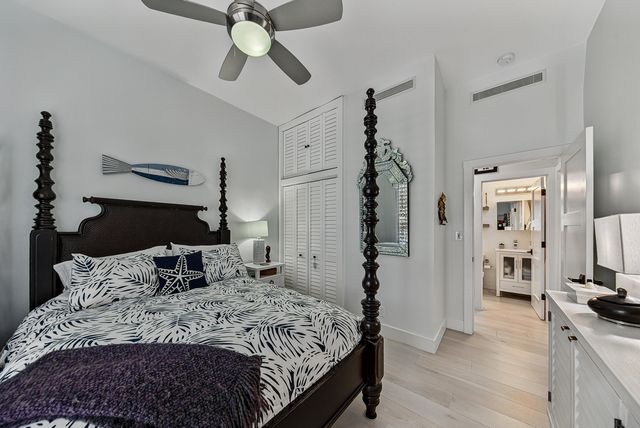 1556 S OCEAN Lane 204, Fort Lauderdale, FL 33316
