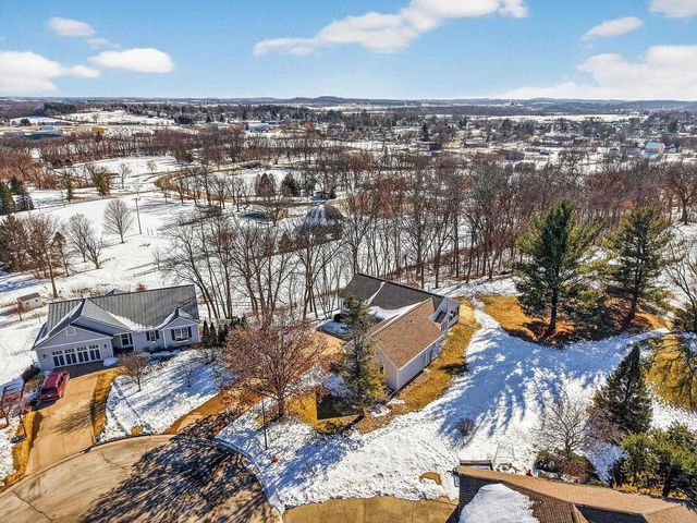 820 Anna Court, Waterloo, WI 53594