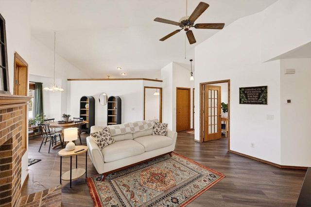 820 Anna Court, Waterloo, WI 53594