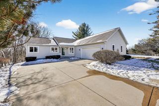 820 Anna Court, Waterloo, WI 53594