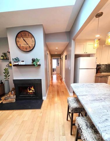 31 Hemlock Court, Hamilton, NJ 08619