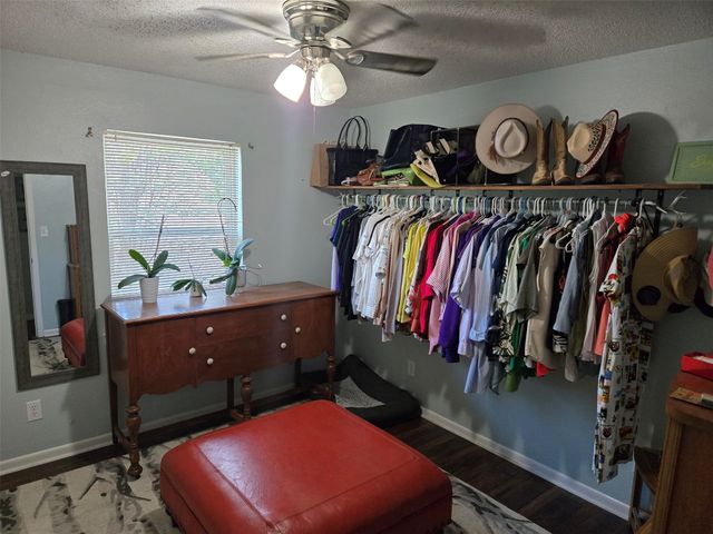 7720 Gaston Avenue, Fort Worth, TX 76116