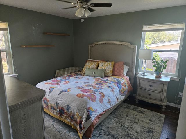 7720 Gaston Avenue, Fort Worth, TX 76116