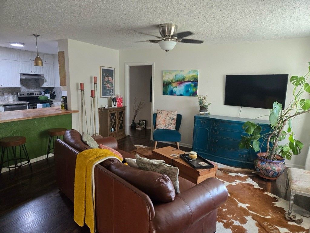 7720 Gaston Avenue, Fort Worth, TX 76116