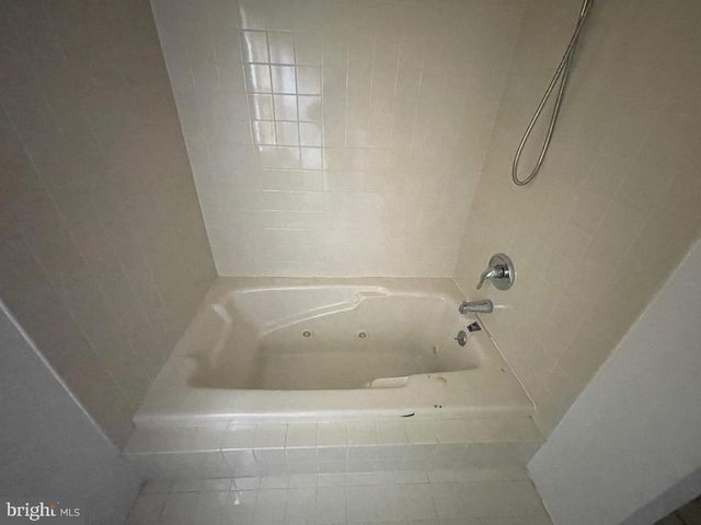 4110 N ROGERS AVE, Baltimore, MD 21207
