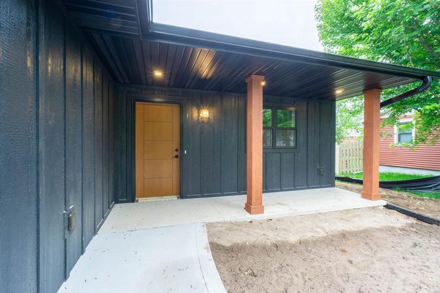 704 THORNAPPLE STREET, Marathon, WI 54448