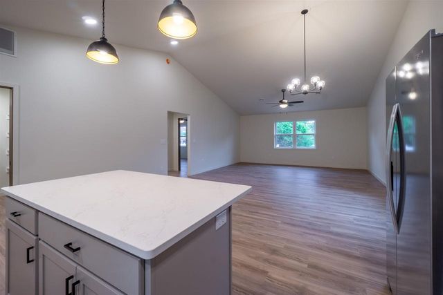 704 THORNAPPLE STREET, Marathon, WI 54448