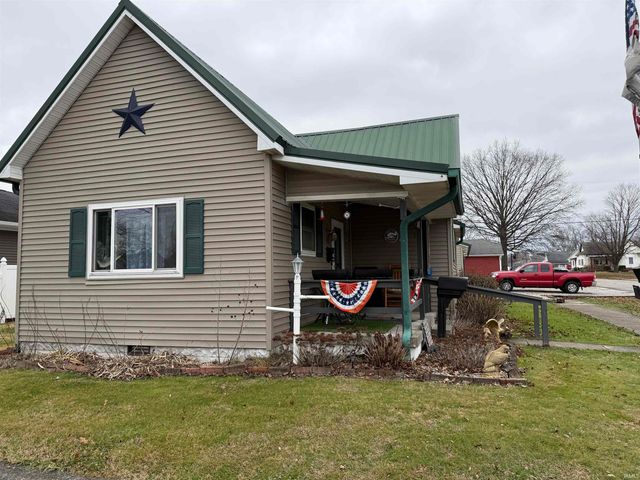 580 NE 1st Street, Linton, IN 47441