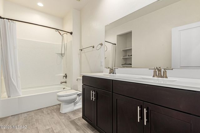 10696 W Chestnut Street, Marana, AZ 85653