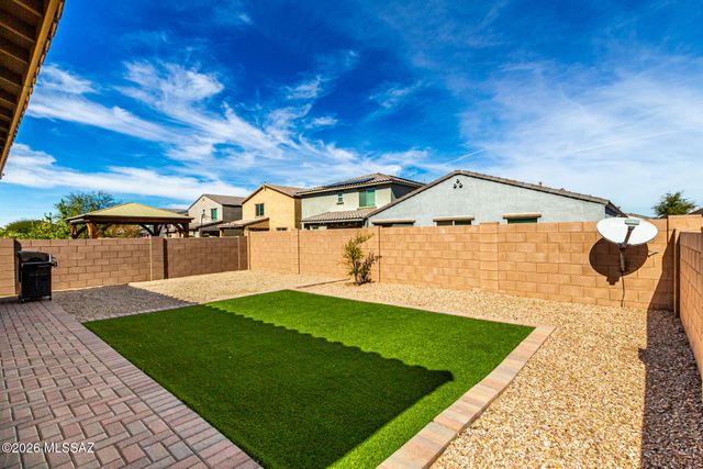 10696 W Chestnut Street, Marana, AZ 85653