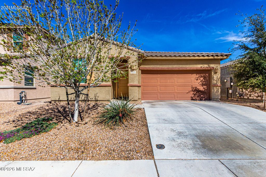10696 W Chestnut Street, Marana, AZ 85653
