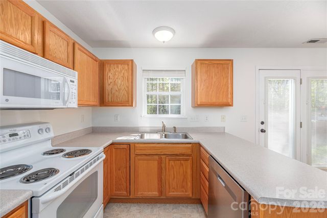 46 Chesire Way, Fletcher, NC 28732