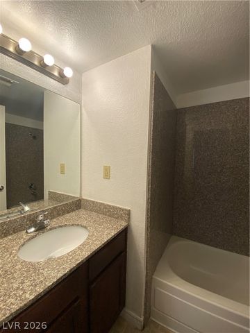 5221 River Glen Drive 195, Las Vegas, NV 89103