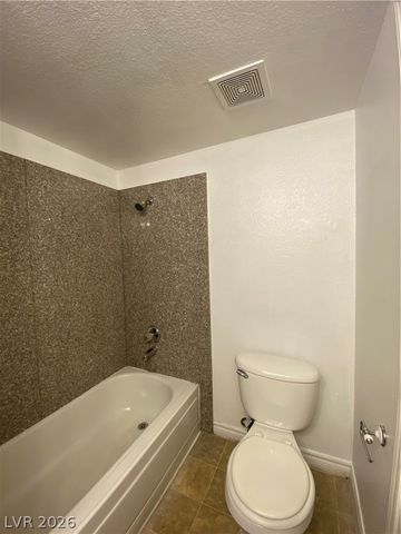 5221 River Glen Drive 195, Las Vegas, NV 89103