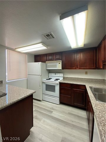 5221 River Glen Drive 195, Las Vegas, NV 89103