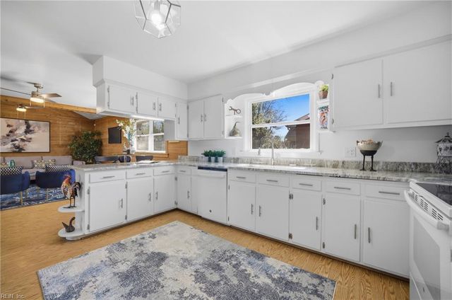 1712 Keeling RD, Virginia Beach, VA 23455