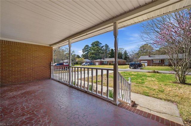 1712 Keeling RD, Virginia Beach, VA 23455