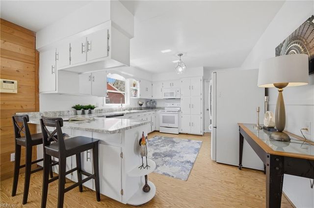 1712 Keeling RD, Virginia Beach, VA 23455