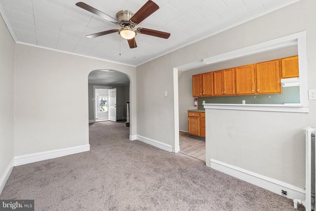 128 WHITELY TER, Darby, PA 19023