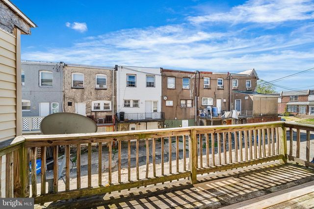 128 WHITELY TER, Darby, PA 19023