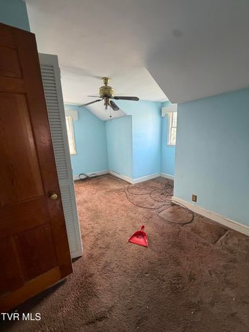 1017 Yadkin Street, Kingsport, TN 37660