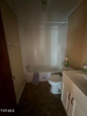 1017 Yadkin Street, Kingsport, TN 37660